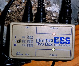 EES-Mini-Midi-TRUH-BOX